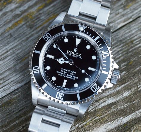 rolex submariner 14060 vs 14060m|rolex submariner reference numbers.